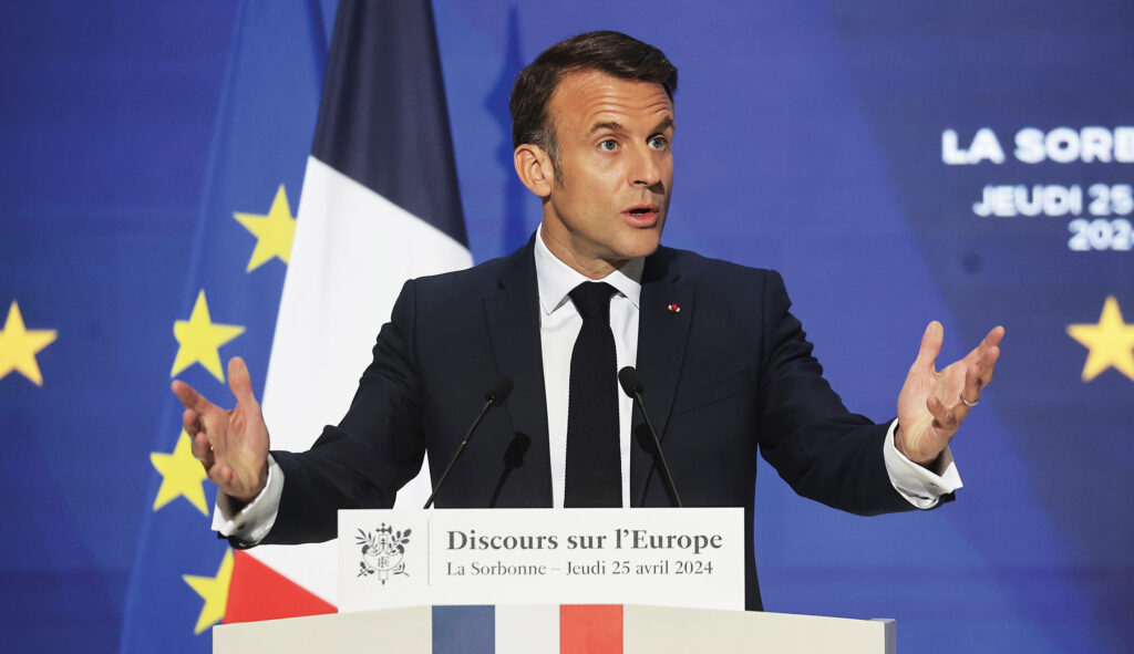 France surrenders to
Palestinian terrorists