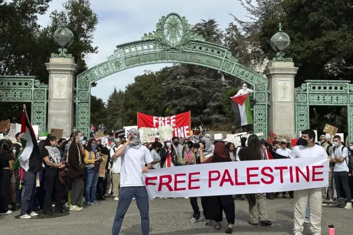 If Democrats
don’t handle campus antisemitism, Trump will