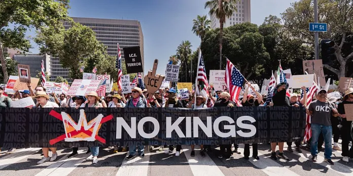 Democrats omit
‘illegal’ when talking about immigrants at ‘No Kings’ rally