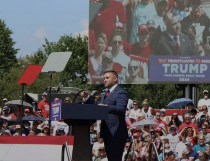 Butler County GOP
mayor won’t back down from fighting for town despite death threats